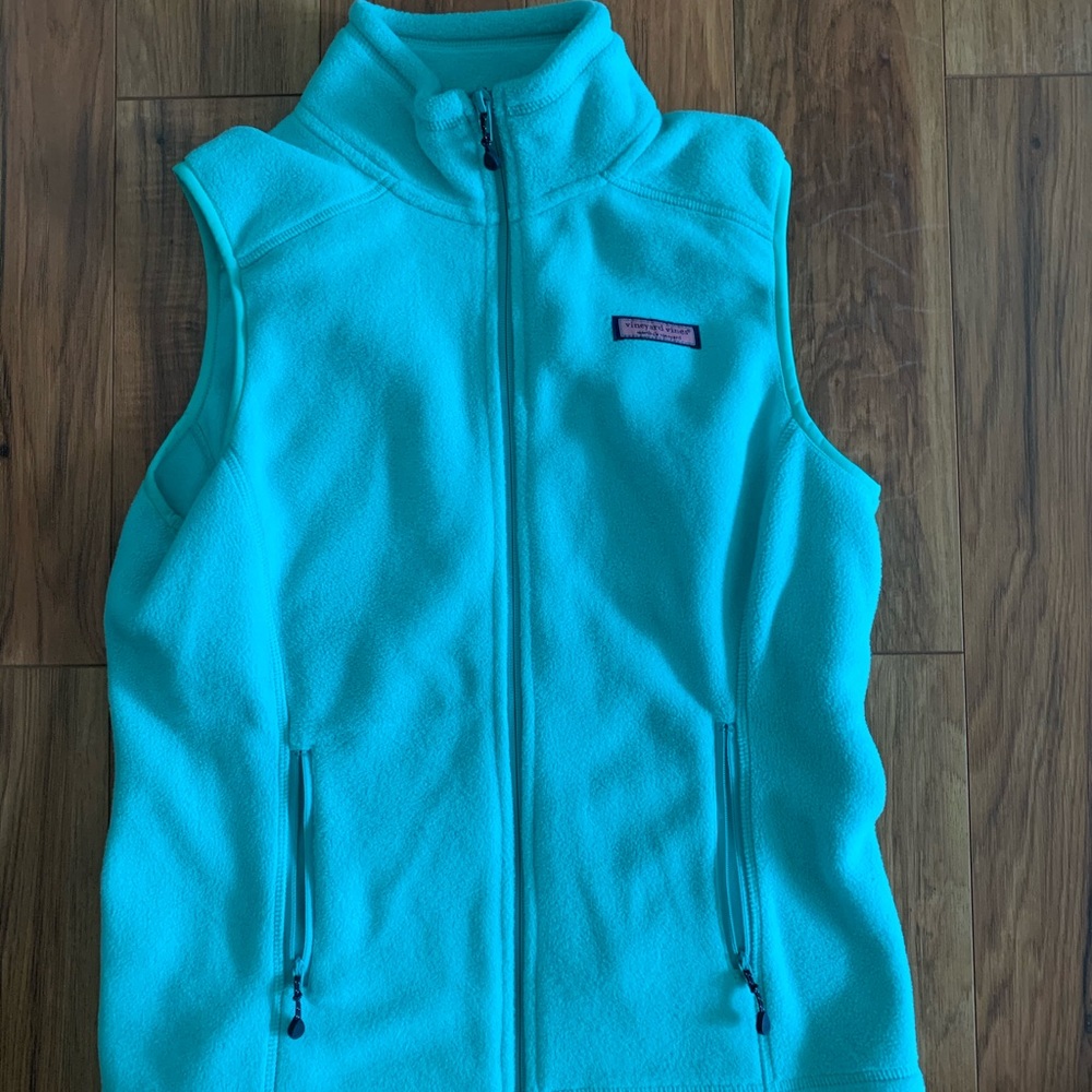 Women’s Vineyard Vines vest